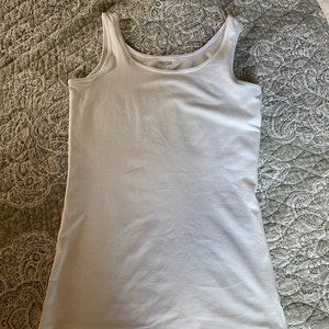 Duluth Trading Co No-Yank Tank White Small